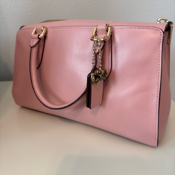 EUC Selena Gomez Coach Purse with bowtie charm - Picture 10 of 10